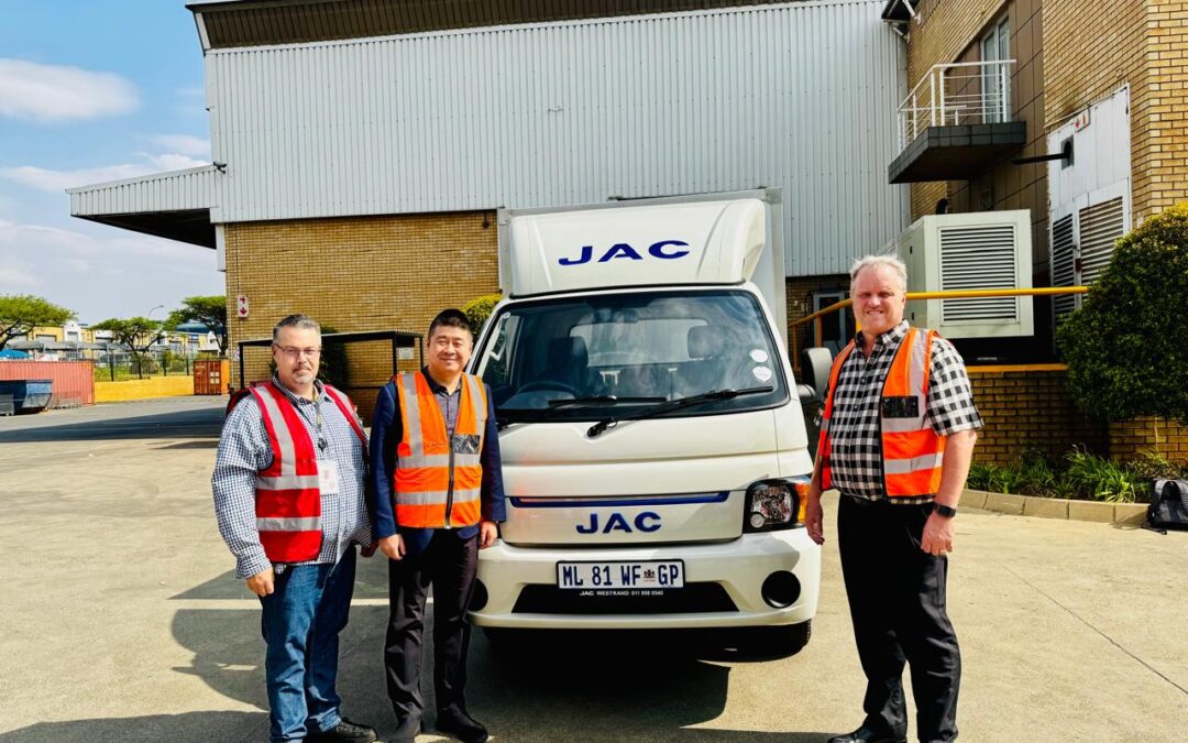 Top JAC Motors Delegation Celebrates 8-Year Local Trading Milestone