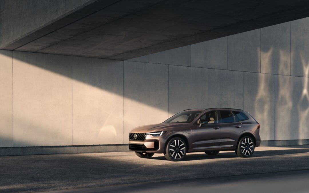 Volvo Cars launches long-range plug-in hybrid variants of best-selling XC60 and XC90 SUVs